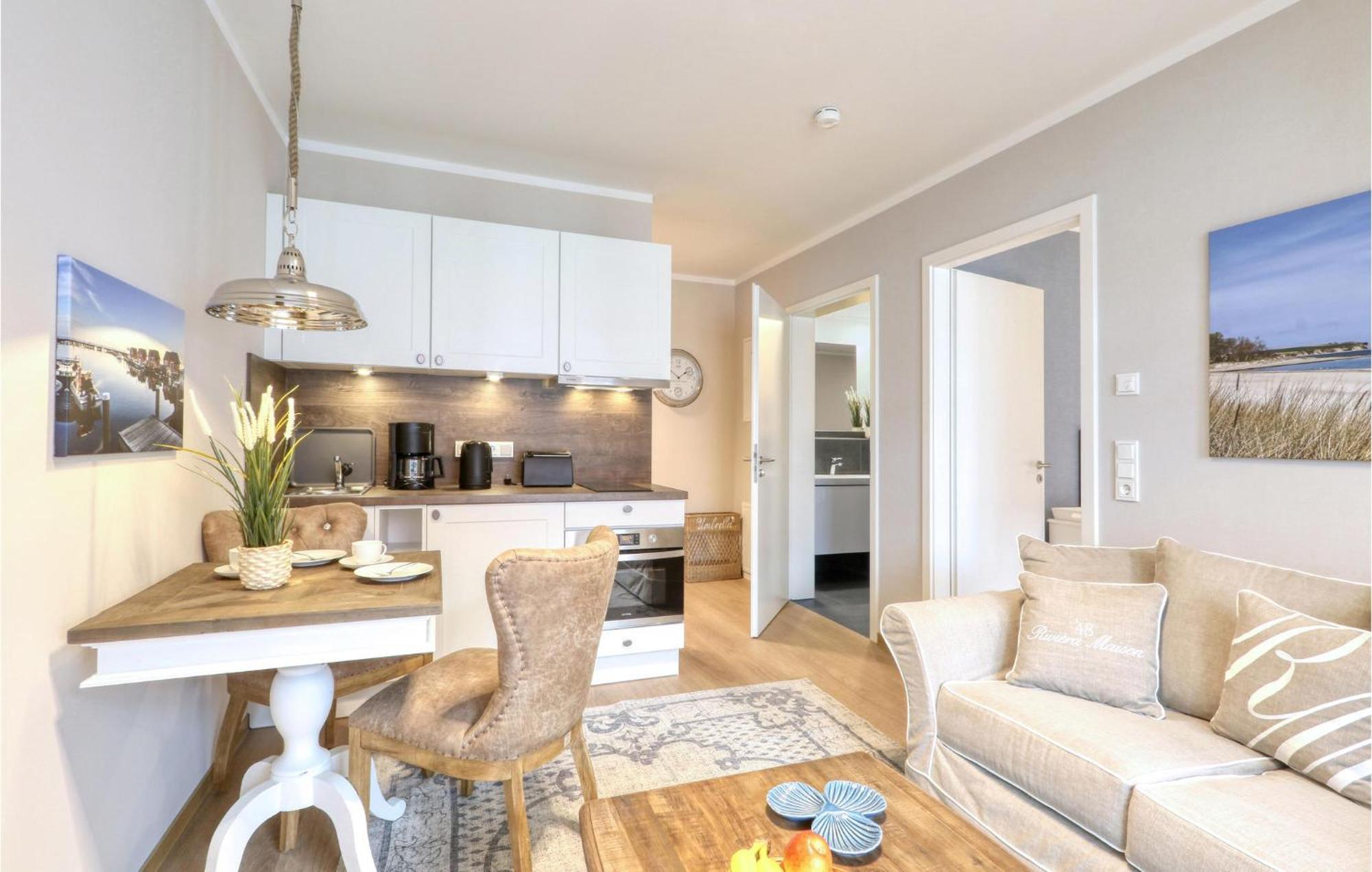 Beautiful apartment in Ostseebad Boltenhagen with 1 Bedrooms, Sauna&WiFi Buitenkant foto